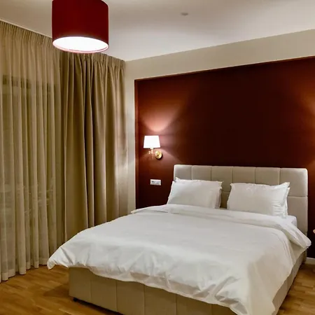 Habitat Ii 4* كرايوفا